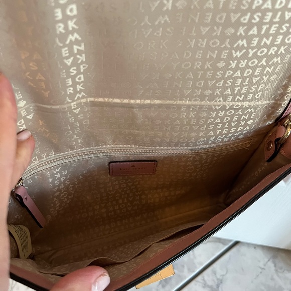 Pink Kate Spade crossbody purse - Picture 4 of 4
